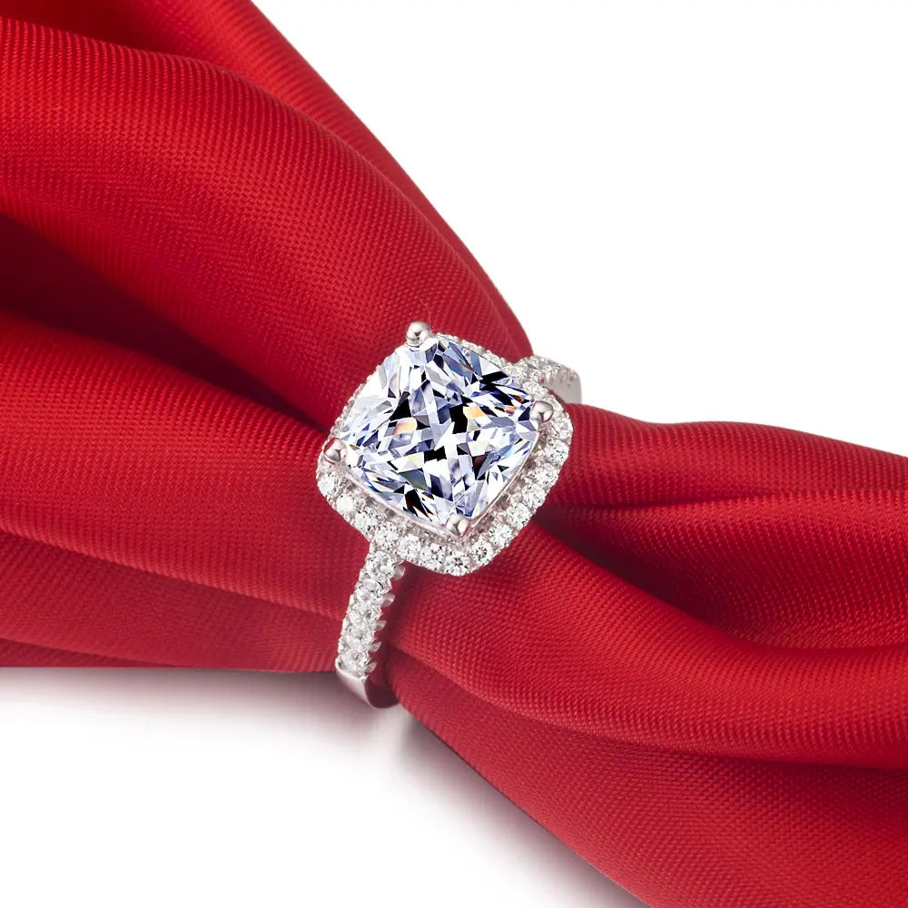Diamond  Ring  Jewelry